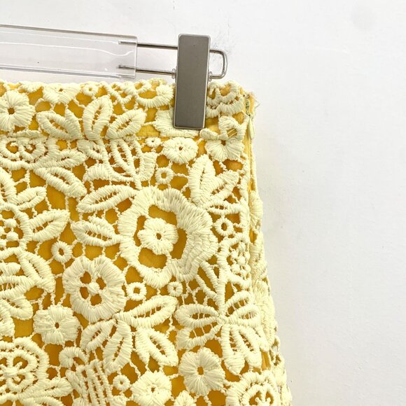 Miu Miu Yellow Floral Lace Mini Skirt Size 36 Made In Italy 100% Polyester Linin - Picture 8 of 9